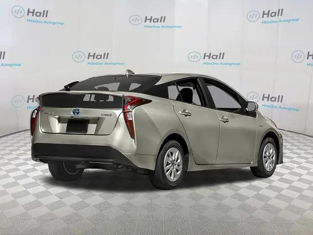 2016 Toyota Prius Three