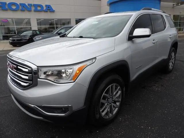 2017 GMC Acadia SLE-2