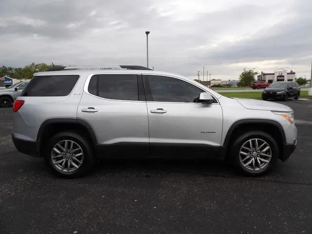 2017 GMC Acadia SLE-2
