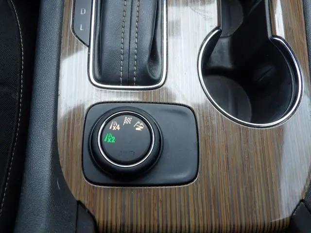 2017 GMC Acadia SLE-2