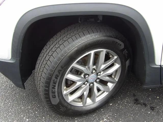 2017 GMC Acadia SLE-2