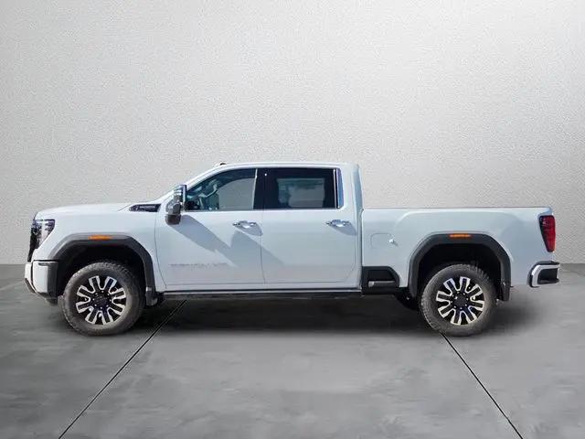 2026 GMC Sierra 3500HD Crew Cab, Long Bed, Denali Ultimate, 4WD