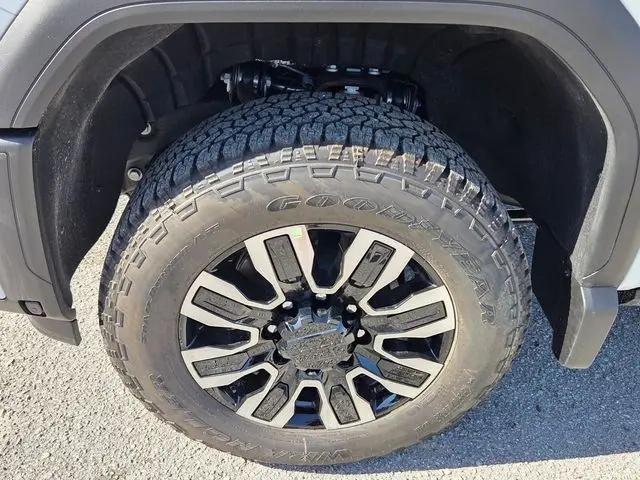 2026 GMC Sierra 3500HD Crew Cab, Long Bed, Denali Ultimate, 4WD