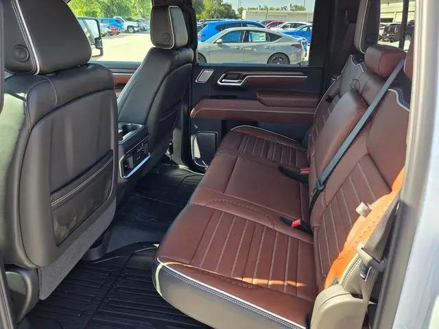 2026 GMC Sierra 3500HD Crew Cab, Long Bed, Denali Ultimate, 4WD