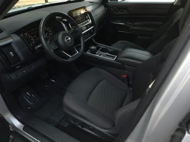 2024 Nissan Pathfinder SV FWD