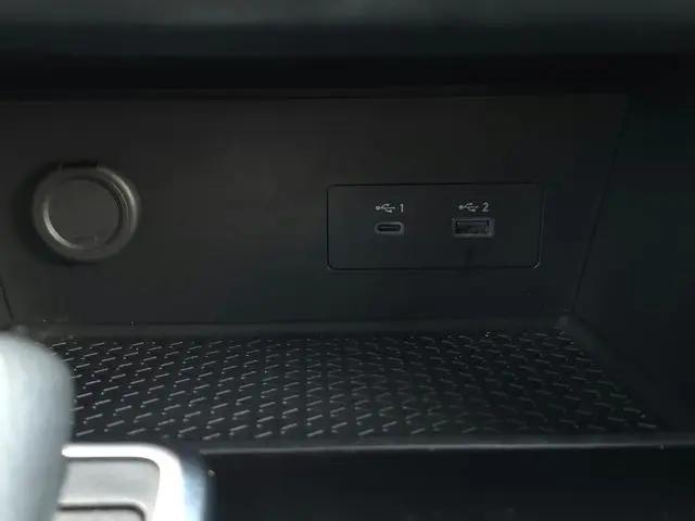 2024 Nissan Pathfinder SV FWD