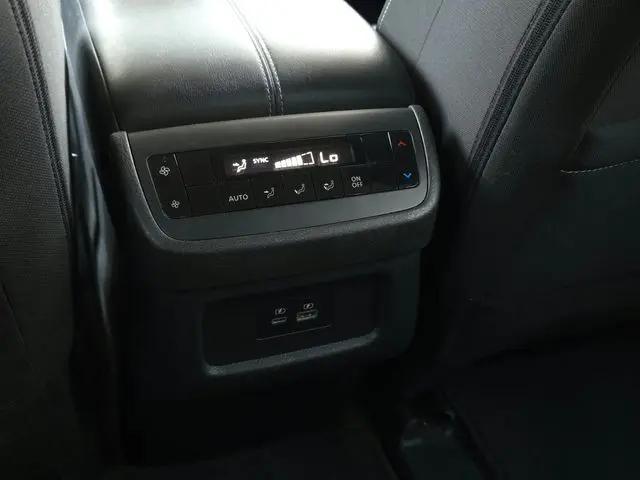 2024 Nissan Pathfinder SV FWD