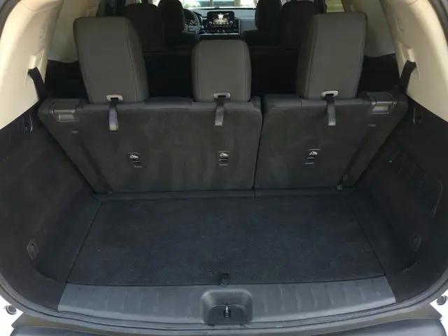 2024 Nissan Pathfinder SV FWD