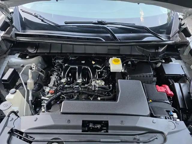 2024 Nissan Pathfinder SV FWD