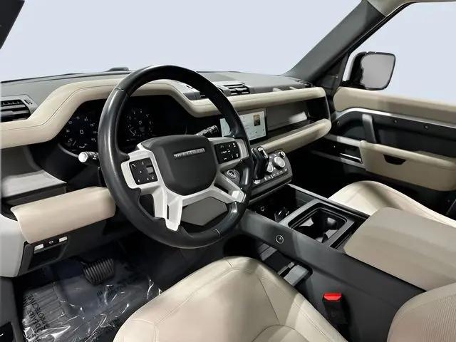 2023 Land Rover Defender 110 SE