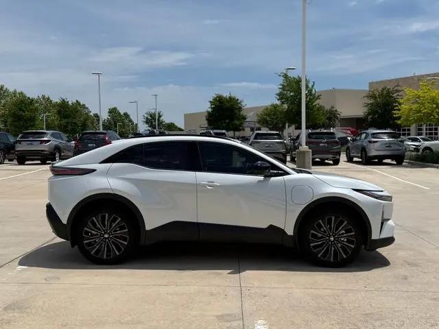 2026 Toyota C-HR XSE