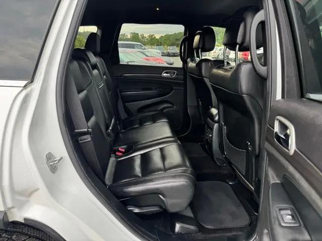 2018 Jeep Grand Cherokee Laredo 4x2