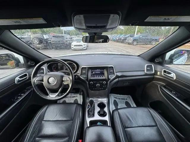 2018 Jeep Grand Cherokee Laredo 4x2