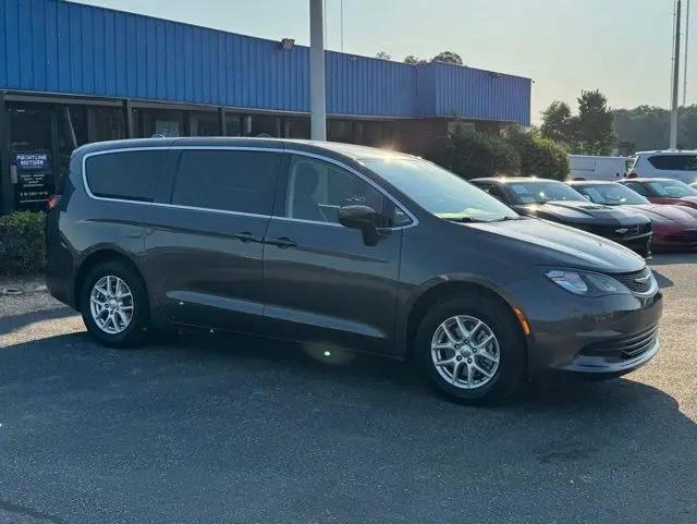 2017 Chrysler Pacifica Touring