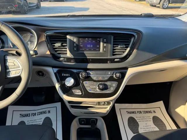 2017 Chrysler Pacifica Touring