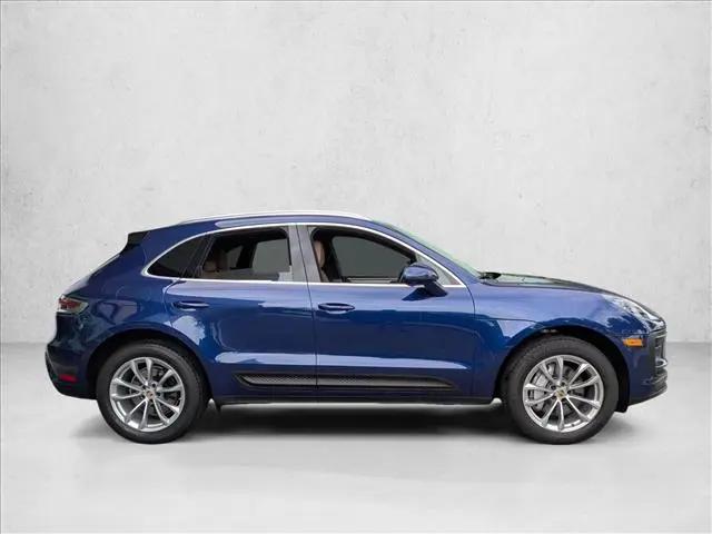 2023 Porsche Macan T