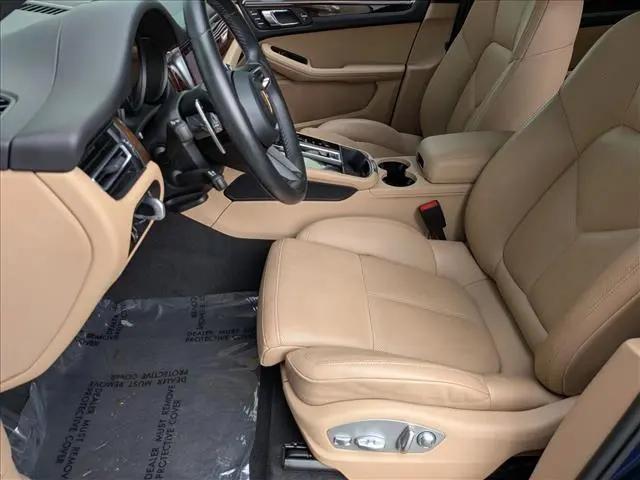 2023 Porsche Macan T
