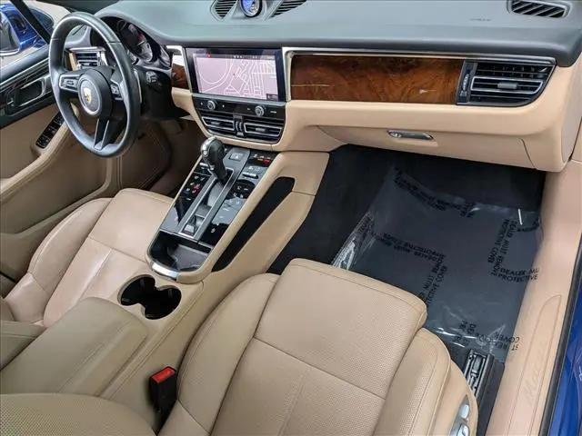 2023 Porsche Macan T