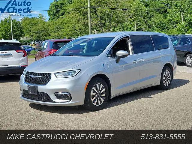 2023 Chrysler Pacifica Hybrid Touring L for sale in Milford, OH