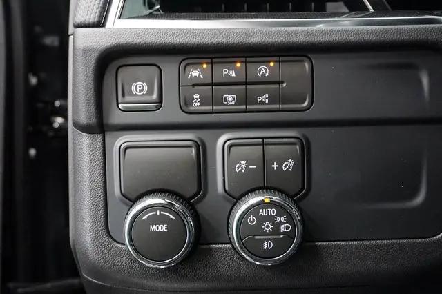 2026 Chevrolet Suburban RST, RWD