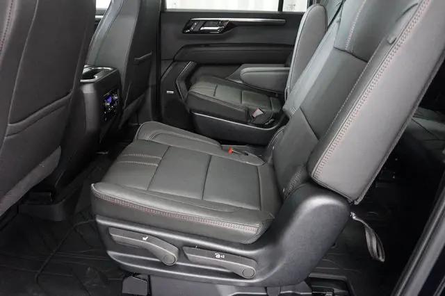 2026 Chevrolet Suburban RST, RWD