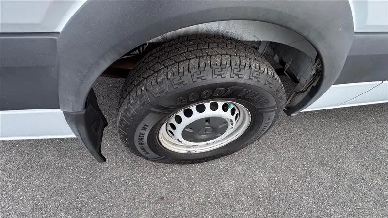 2012 Mercedes-Benz Sprinter 2500 Normal Roof