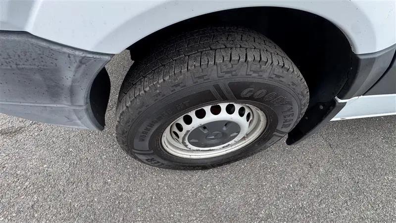 2012 Mercedes-Benz Sprinter 2500 Normal Roof