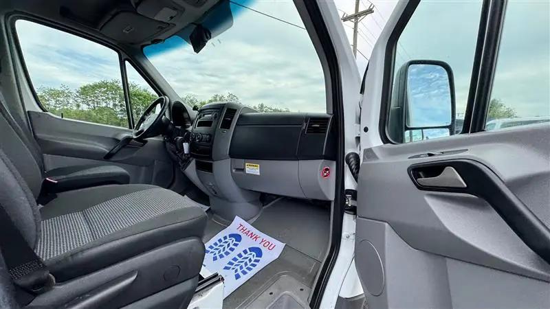 2012 Mercedes-Benz Sprinter 2500 Normal Roof