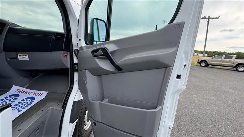 2012 Mercedes-Benz Sprinter 2500 Normal Roof