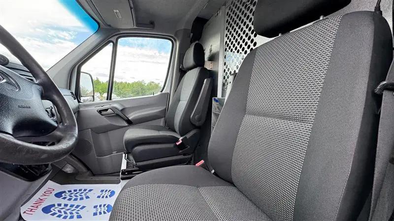 2012 Mercedes-Benz Sprinter 2500 Normal Roof