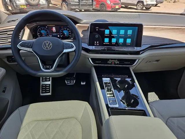 2026 Volkswagen Atlas SEL Premium R-Line