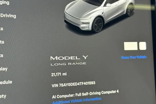 2026 Tesla Model Y Premium Rear-Wheel Drive