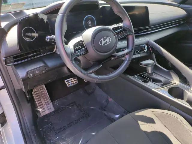 2025 Hyundai Elantra Hybrid SEL Sport