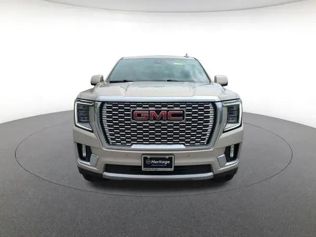 2021 GMC Yukon 4WD Denali