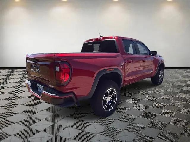 2025 GMC Canyon 4WD AT4