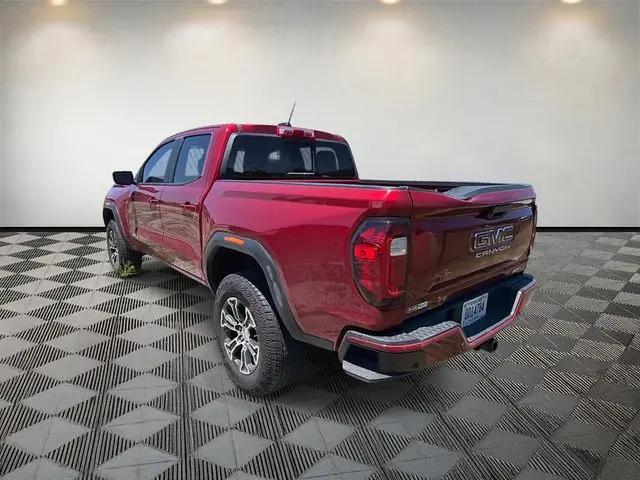 2025 GMC Canyon 4WD AT4