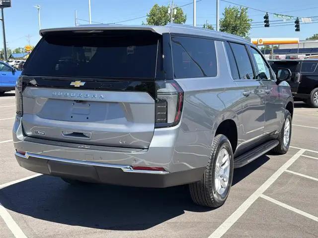 2026 Chevrolet Suburban LT, 4WD