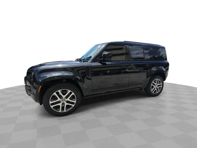 2023 Land Rover Defender 110 X-Dynamic SE