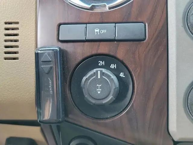 2015 Ford F-350 LARIAT