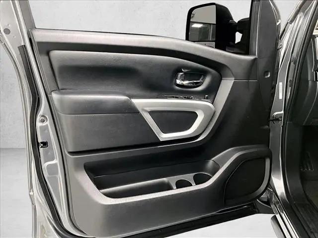 2021 Nissan Titan Crew Cab SV 4x2