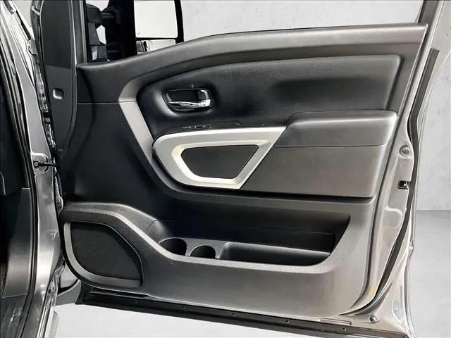 2021 Nissan Titan Crew Cab SV 4x2