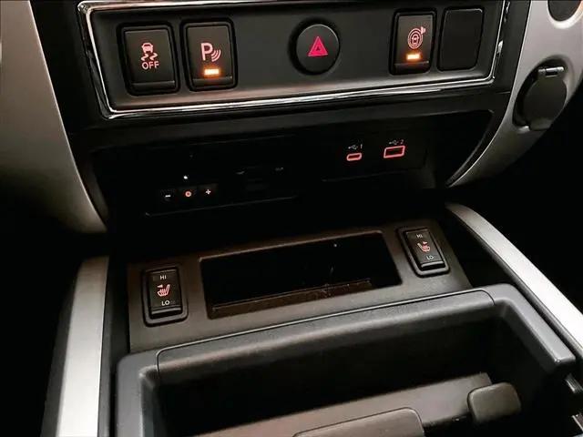 2021 Nissan Titan Crew Cab SV 4x2