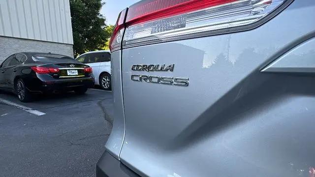 2024 Toyota Corolla Cross LE