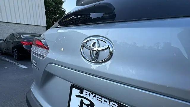 2024 Toyota Corolla Cross LE