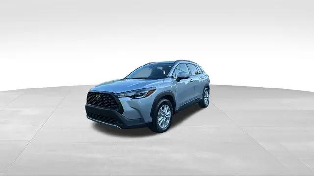 2024 Toyota Corolla Cross LE
