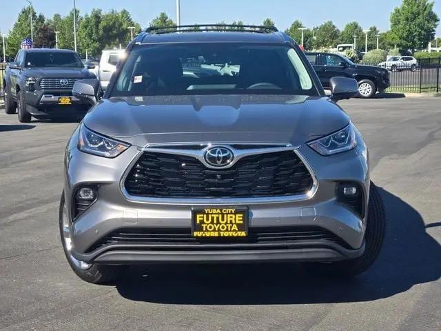 2026 Toyota Highlander Hybrid Limited