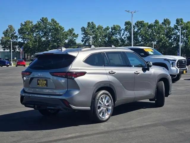 2026 Toyota Highlander Hybrid Limited