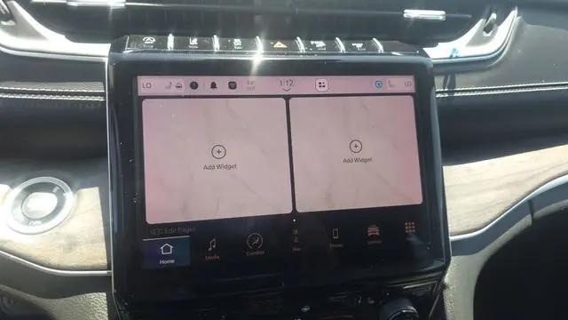 2023 Jeep Grand Cherokee L Limited 4x2