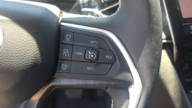 2023 Jeep Grand Cherokee L Limited 4x2