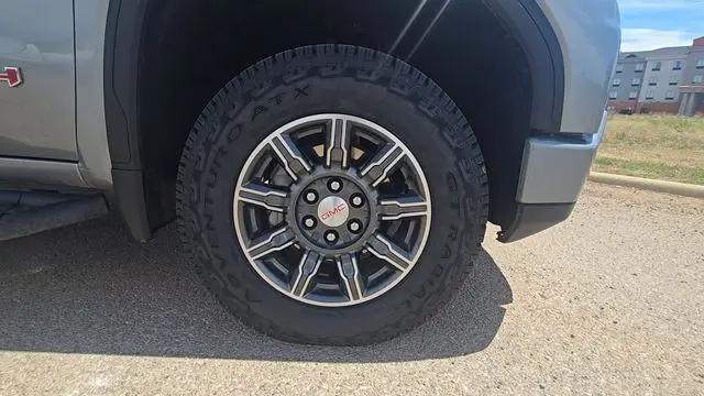 2024 GMC Sierra 1500 4WD Crew Cab Short Box AT4